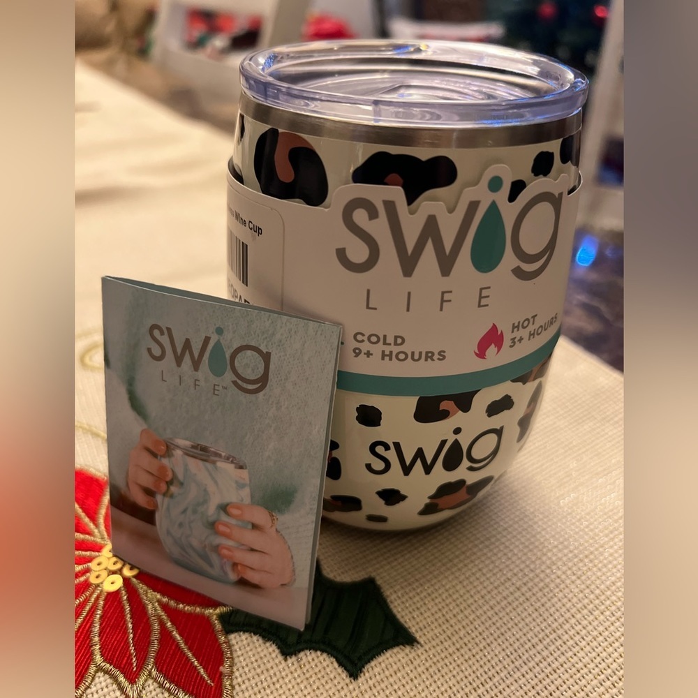 Swig ♥️🤎🖤